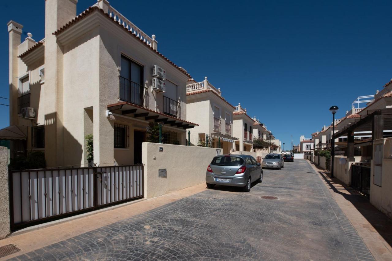 Holiday Beach Gran Alacant ซานตาโปลา ภายนอก รูปภาพ