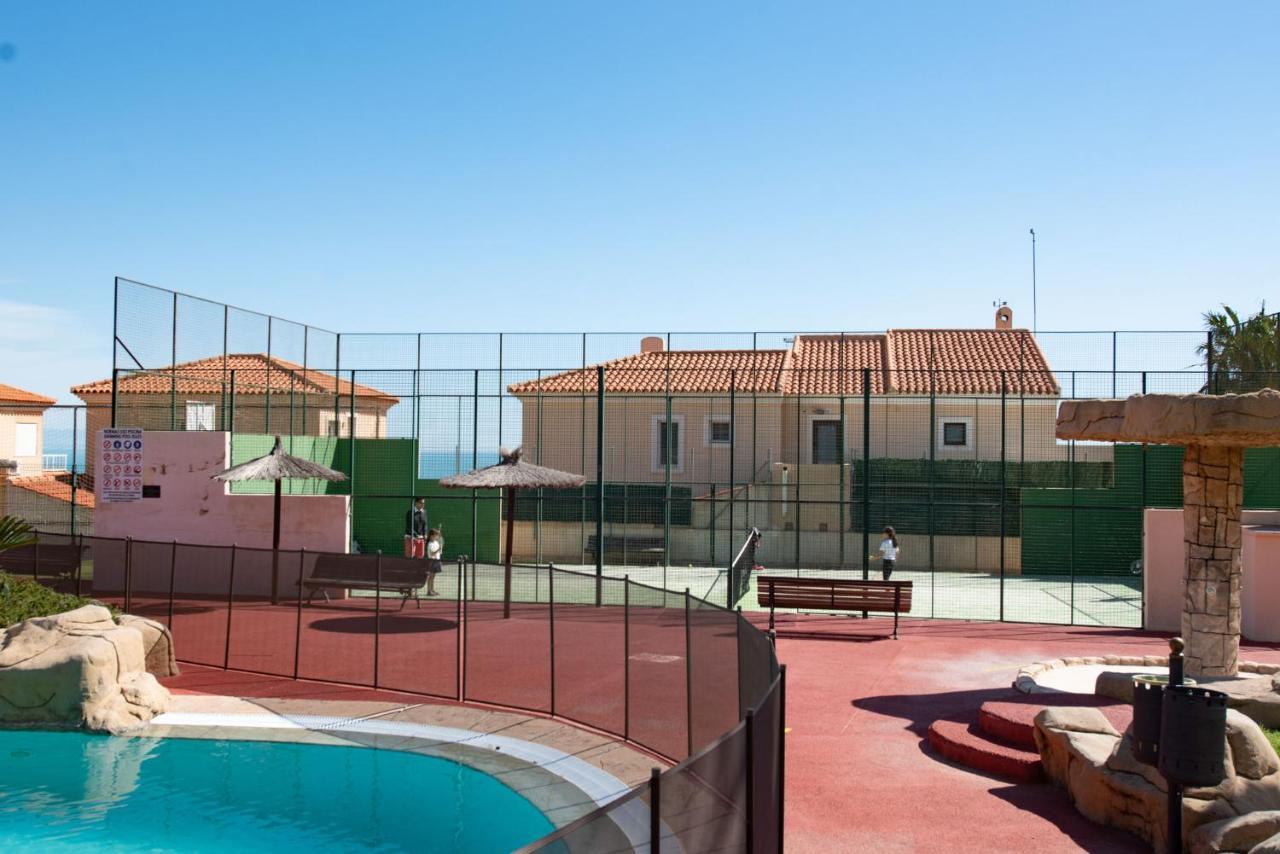 Holiday Beach Gran Alacant ซานตาโปลา ภายนอก รูปภาพ
