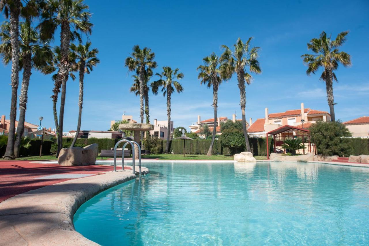 Holiday Beach Gran Alacant ซานตาโปลา ภายนอก รูปภาพ