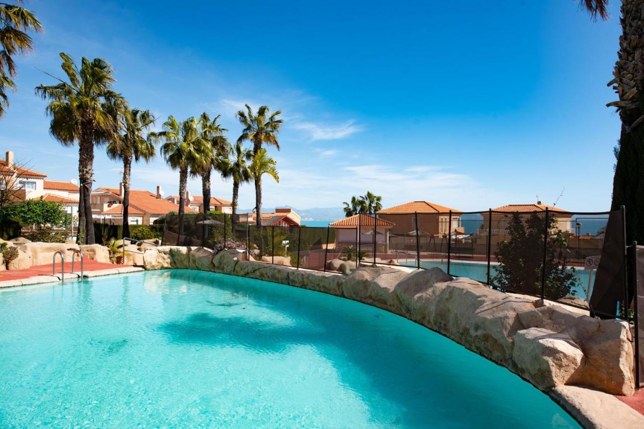 Holiday Beach Gran Alacant ซานตาโปลา ภายนอก รูปภาพ