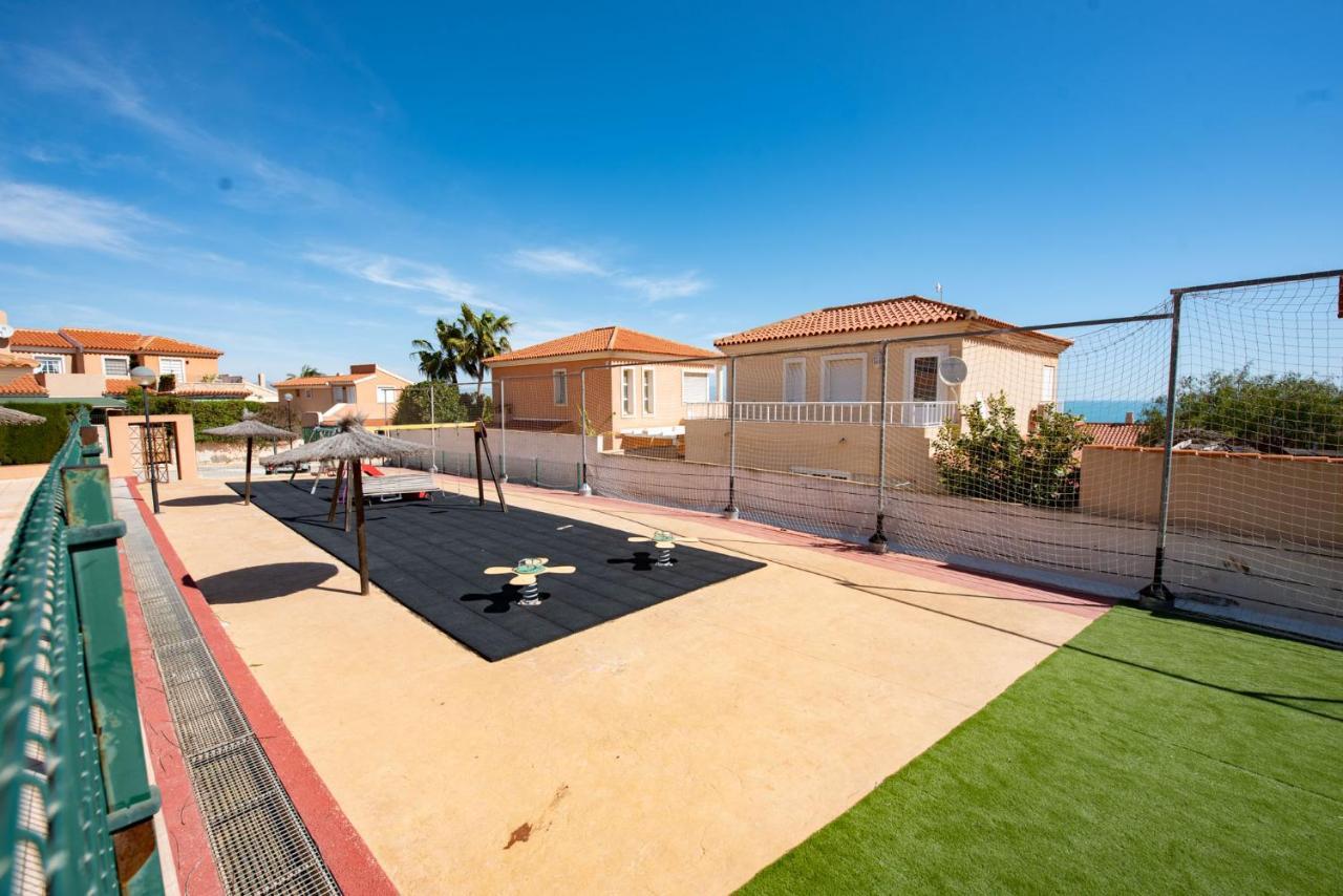 Holiday Beach Gran Alacant ซานตาโปลา ภายนอก รูปภาพ